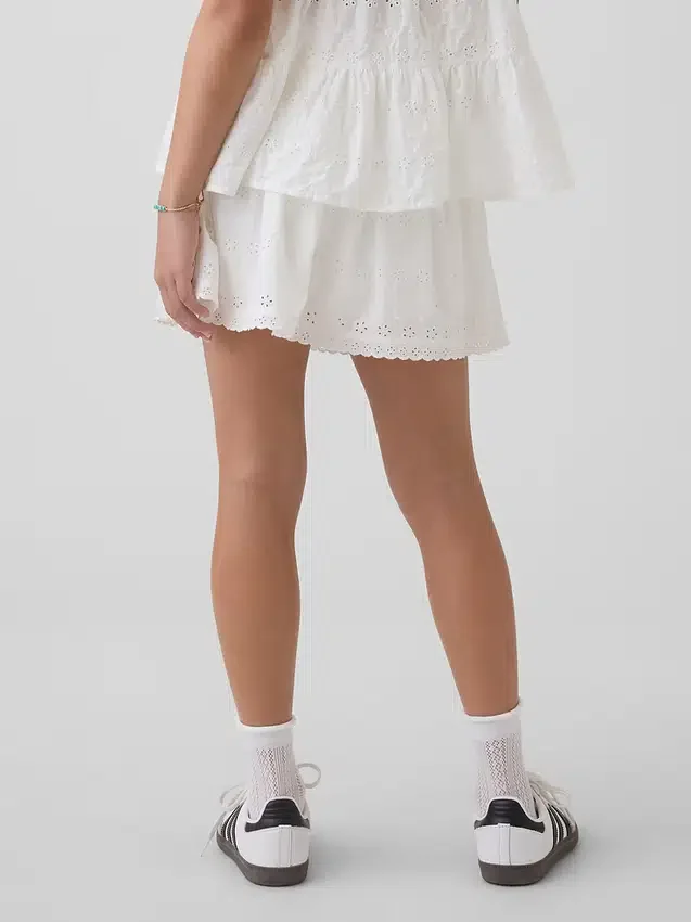 Kinderrokje met oogjes en omgeslagen zoom