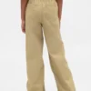 Kinderuniform: comfortabele broek met wijde pijpen