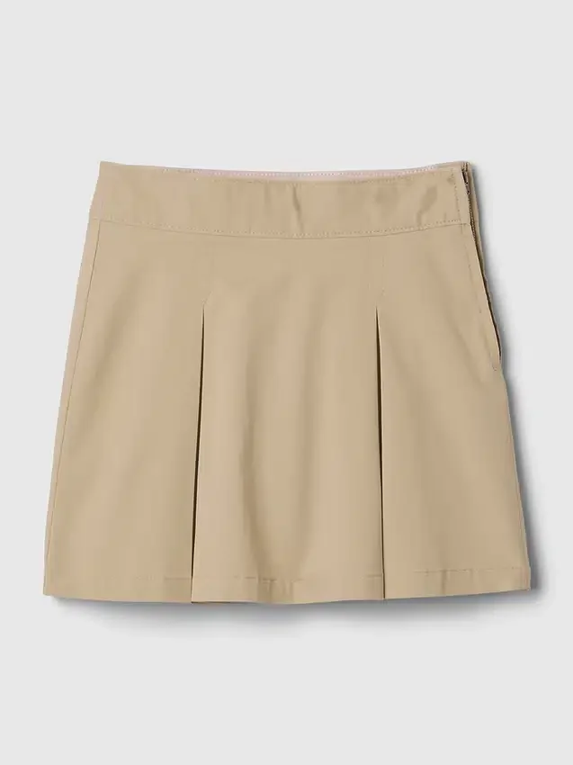 Kinderuniform: geplooide kaki skort