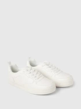Klassieke kindersneakers