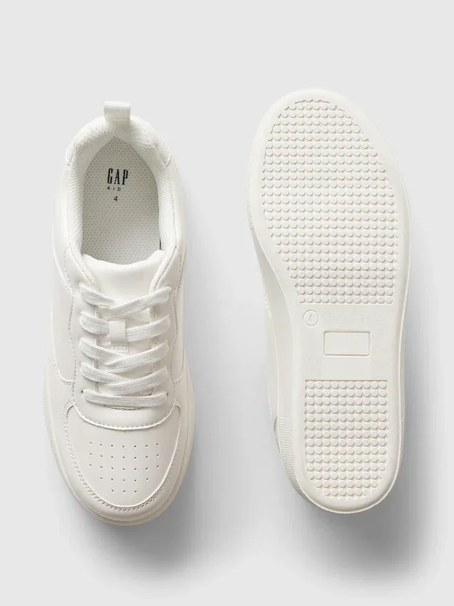 Klassieke kindersneakers