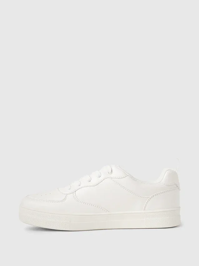 Klassieke kindersneakers