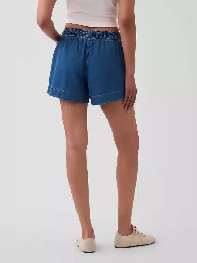 Korte broek van ultrazacht denim met middelhoge taille