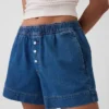 Korte broek van ultrazacht denim met middelhoge taille