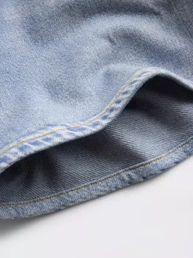 Korte broeken met print en middelhoge taille