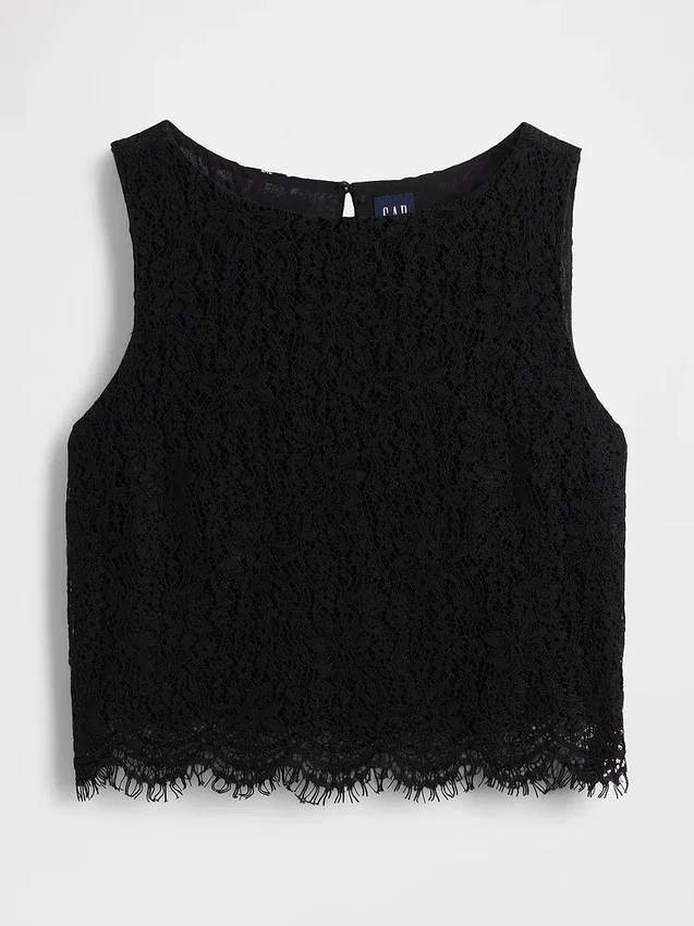 Korte top met knoopsluiting en kanten boothals