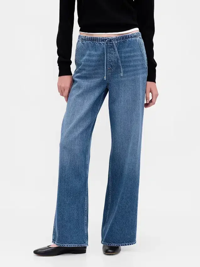 Laag uitgesneden, ultrazachte, loszittende Jeans in jaren '90-stijl