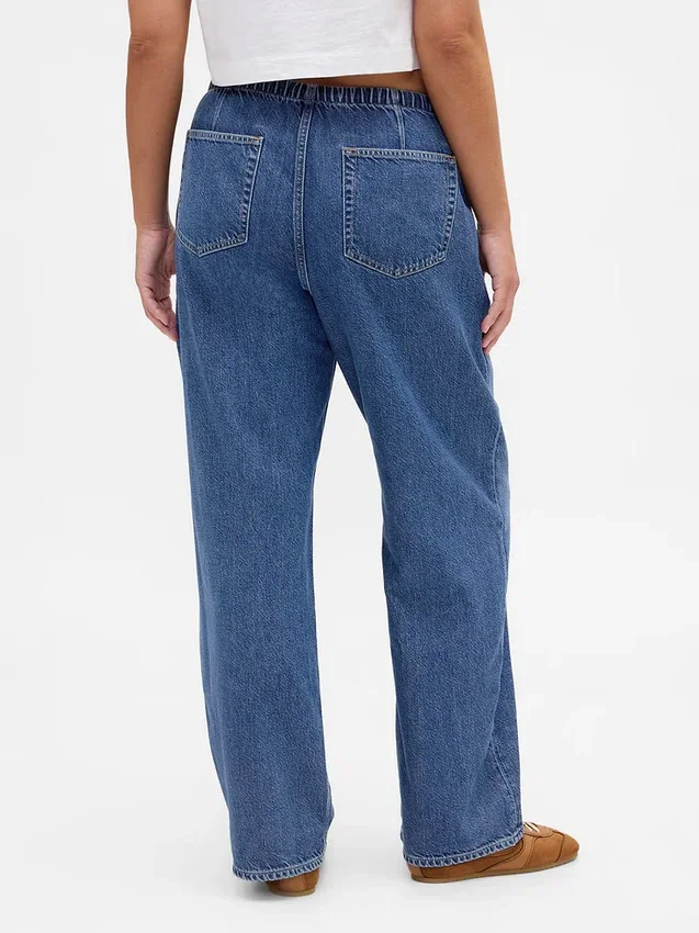 Laag uitgesneden, ultrazachte, loszittende Jeans in jaren '90-stijl