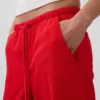 Laag uitgesneden, ultrazachte, loszittende Jeans in jaren '90-stijl