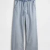 Laag uitgesneden, ultrazachte, loszittende Jeans in jaren '90-stijl