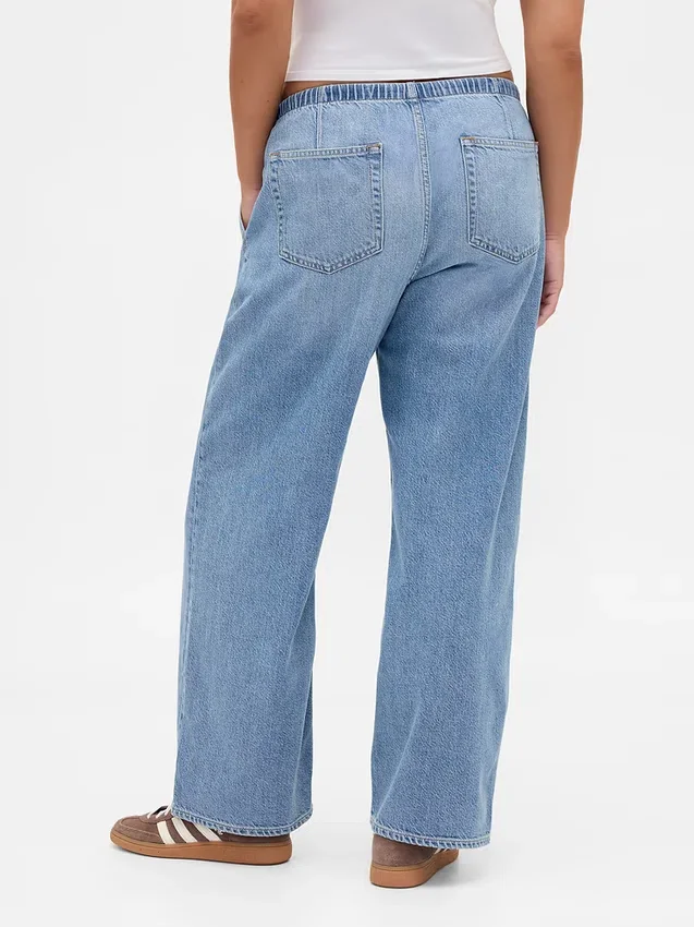 Laag uitgesneden, ultrazachte, loszittende Jeans in jaren '90-stijl