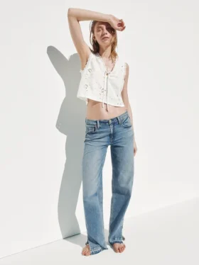 Laaggetailleerde ’90s-Jeans met losse, gespleten zoom