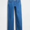 Laaggetailleerde, loszittende Jeans in jaren ’90-stijl