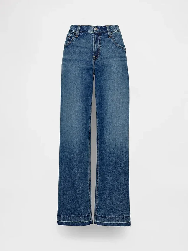 Laaggetailleerde, loszittende Jeans in jaren ’90-stijl