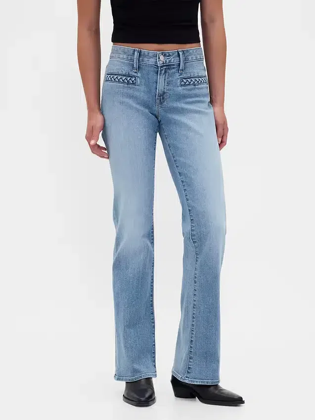 Lage taille, gevlochten zakken, lange en slanke Jeans