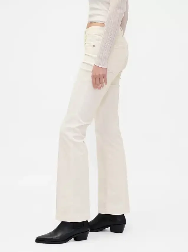Lage taille, lange en slanke corduroybroek