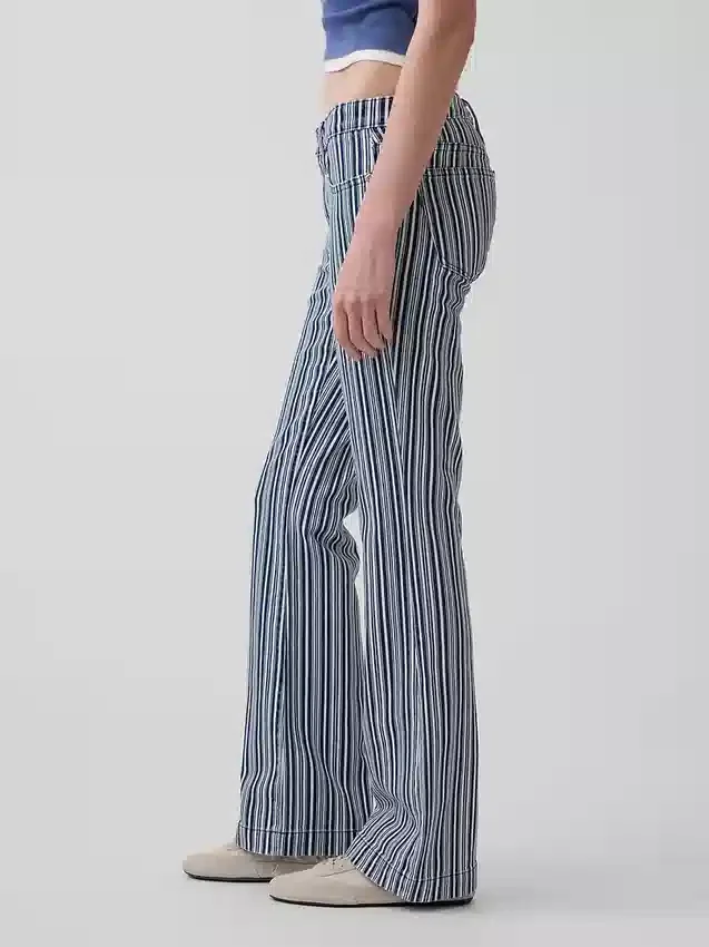 Lage taille, lange en slanke gestreepte Jeans