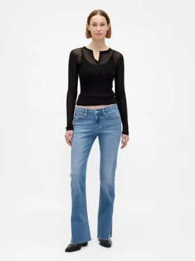 Lage taille, lange en slanke Jeans met gespleten zoom