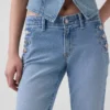 Lage taille, lange en slanke zeemansjeans