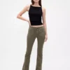 Lage taille twill broek met lang en slank silhouet