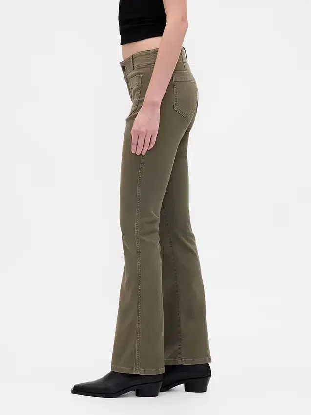 Lage taille twill broek met lang en slank silhouet
