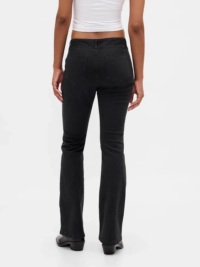 Lage taille twill broek met lang en slank silhouet