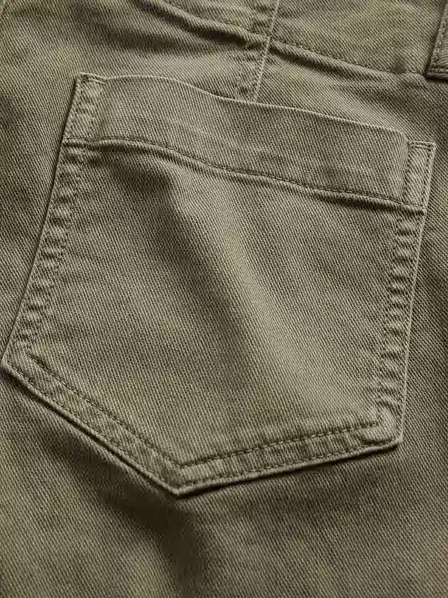 Lage taille twill broek met lang en slank silhouet