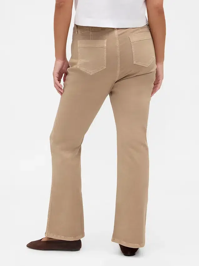 Lage taille twill broek met lang en slank silhouet