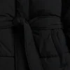 Lange pufferjas met riem