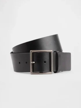 Leren riem met vierkante gesp