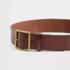 Leren riem met vierkante gesp