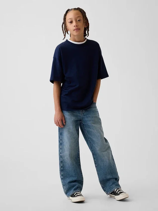 Loszittende jeans voor kinderen in jaren '90-stijl