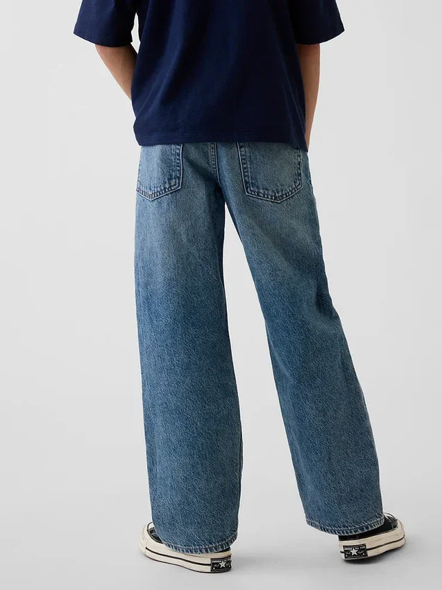 Loszittende jeans voor kinderen in jaren '90-stijl