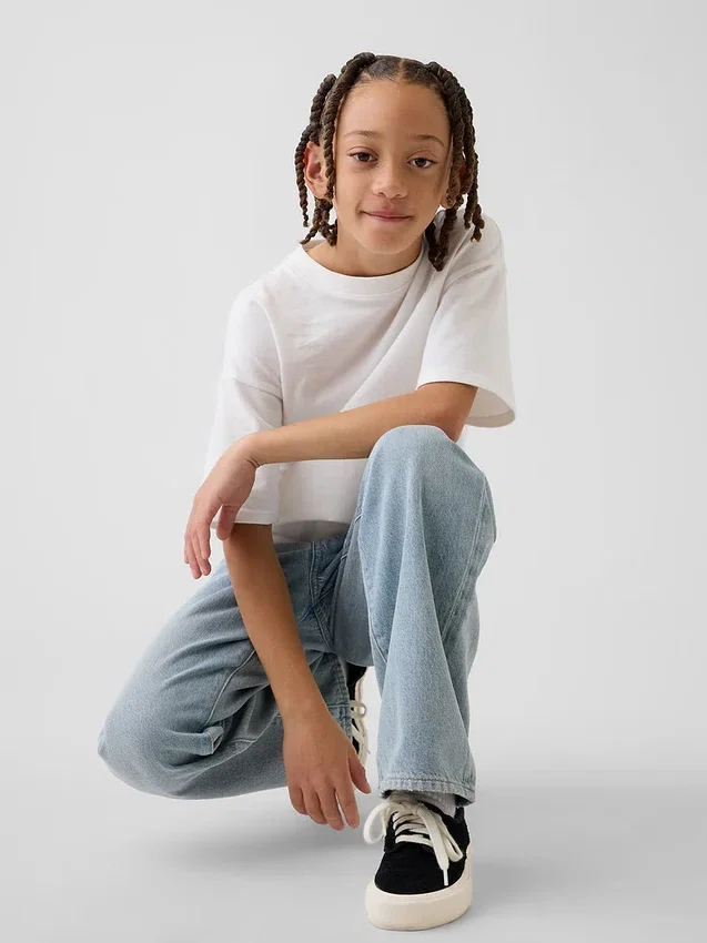 Loszittende jeans voor kinderen in jaren '90-stijl