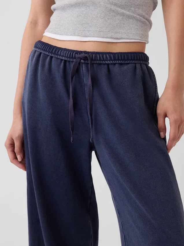 Loszittende joggingbroek met middelhoge taille van Vintagesoft-frottee