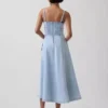 Maxijurk van denim met naad in corsetstijl