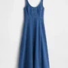 Maxijurk van denim met ronde hals