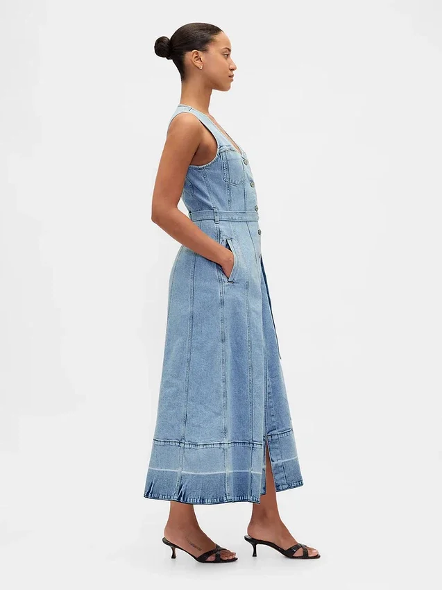 Maxijurk van denim met strikriem en knopen aan de voorkant