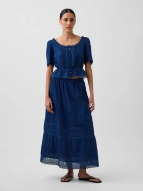 Maxirok met kanten rand