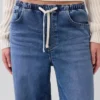 Mid-rise gebreide, comfortabele baggy Jeans