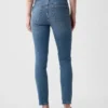Mid-rise true skinny Jeans