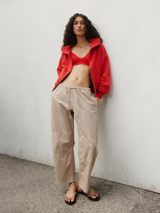 Mid-rise twill utility-broek met wijd uitlopende pijpen