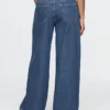 Mid-rise ultrazachte baggy Jeans