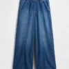 Mid-rise ultrazachte baggy Jeans met onopvallende naden