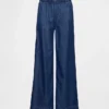 Mid-rise ultrazachte baggy Jeans met plooien