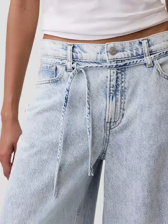 Mid-rise ultrazachte baggy micro-belt-Jeans
