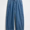 Mid-rise ultrazachte Easy Barrel-Jeans