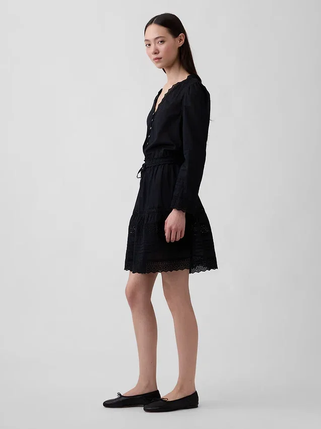 Mini-jurk met kanten rand