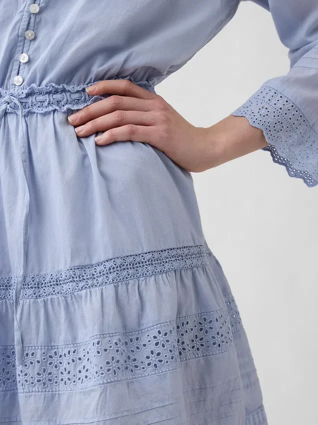 Mini-jurk met kanten rand