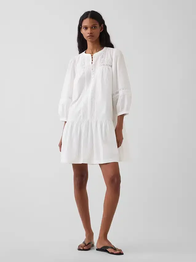 Mini-jurk met lage taille en kanten rand